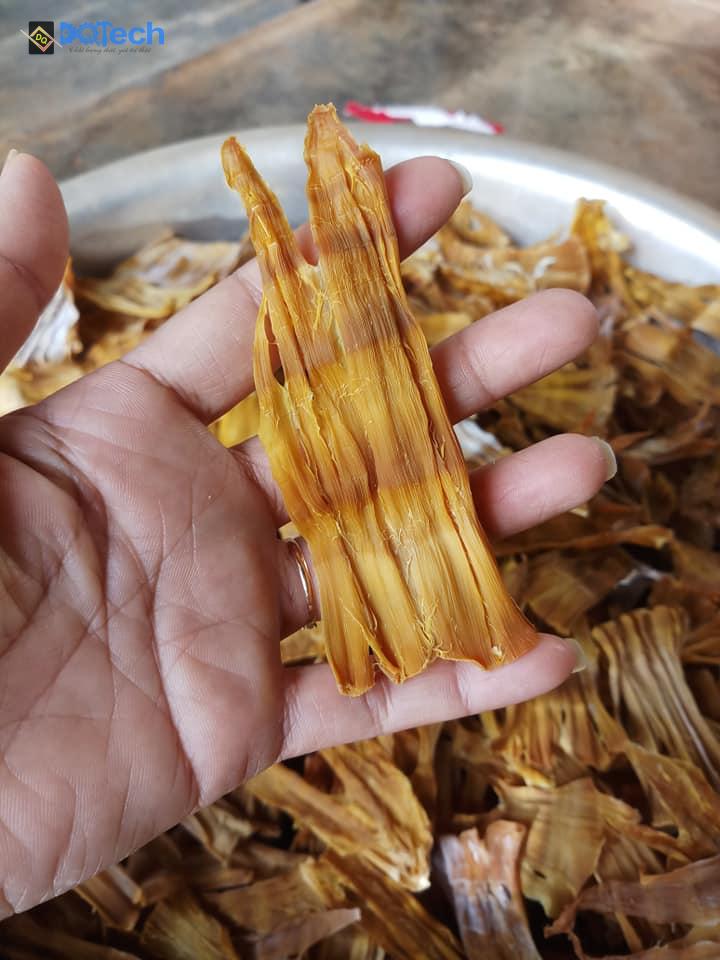 Măng sấy khô bằng máy sấy giữ được màu đẹp tự nhiên Măng sấy khô bằng máy sấy giữ được màu đẹp tự nhiên