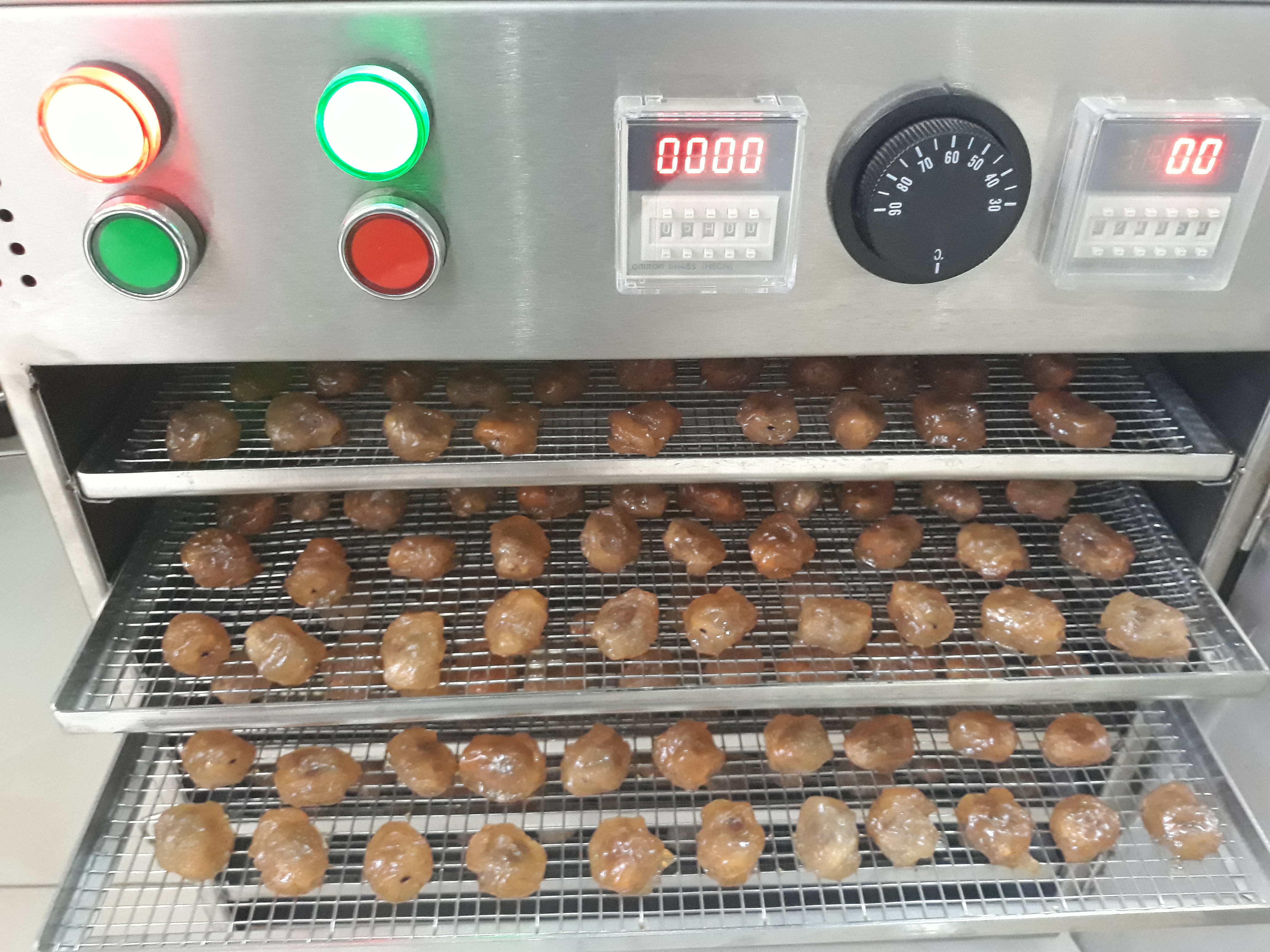 Máy sấy mứt chôm chôm Máy sấy mứt chôm chôm