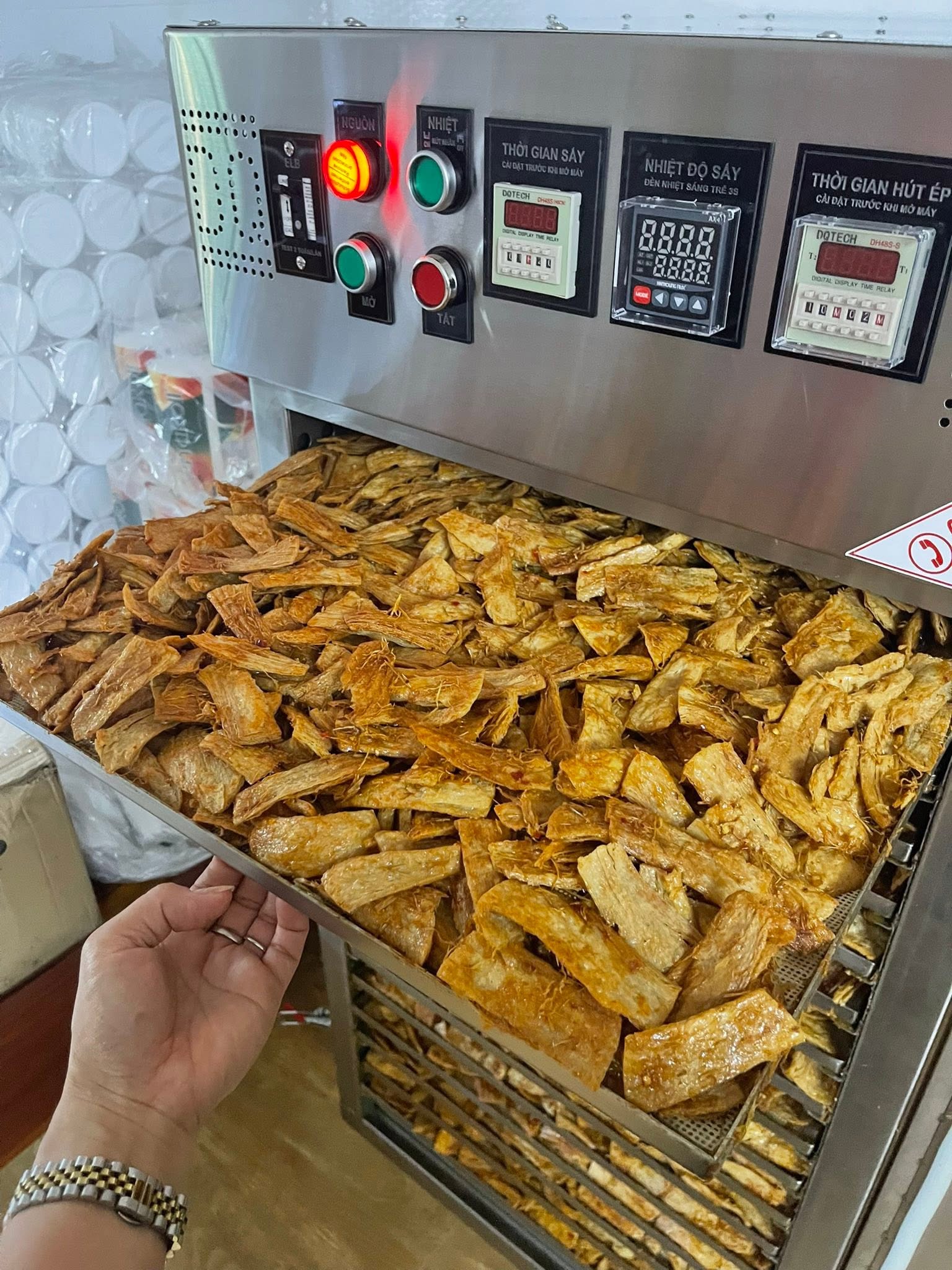 Máy sấy thực phẩm chay Máy sấy thực phẩm chay
